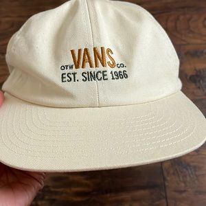 Never been worn VANS hat